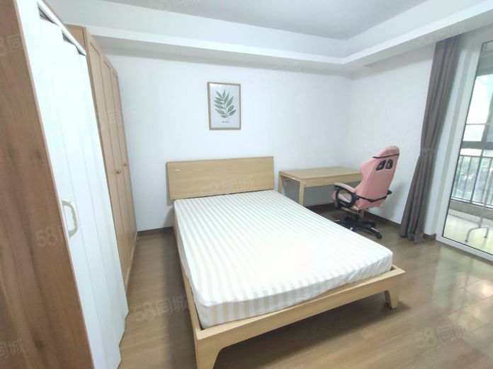 金融港地鐵站旁 免押金0中介，直通世貿中心與軟件園的便捷辦公新選擇